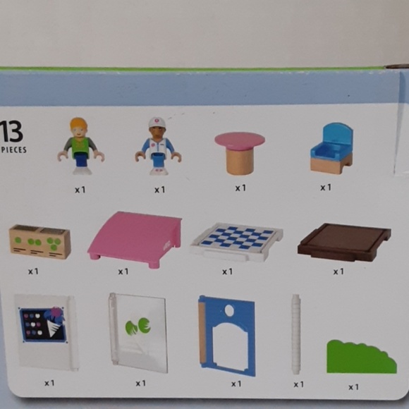 Brio World 13-Piece Ice Cream Shop New Ages 3-7 - Picture 6 of 7